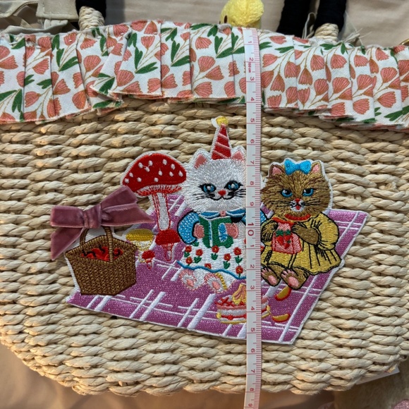 handmade kittens embroidered straw bag, - Picture 7 of 8